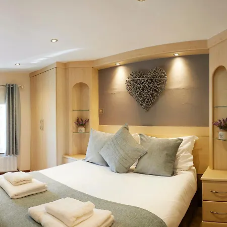 度假居 Courtyard *